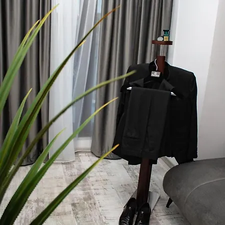 Old Town Hideaway - 5 Min Walk To Palace Of Parliament And Old - Neighborhood * Bucharest