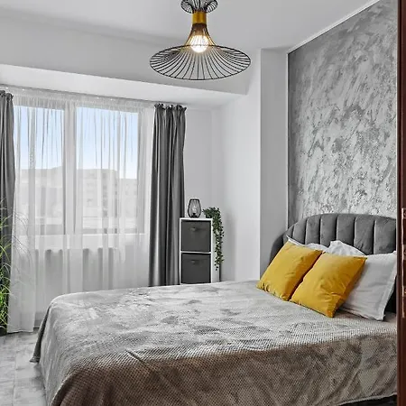 Apartament Old Town Hideaway - 5 Min Walk To Palace Of Parliament And Old - Neighborhood Bukareszt