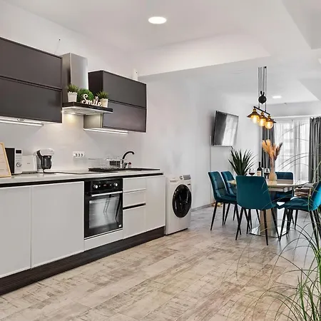 Old Town Hideaway - 5 Min Walk To Palace Of Parliament And Old - Neighborhood * Bucarest