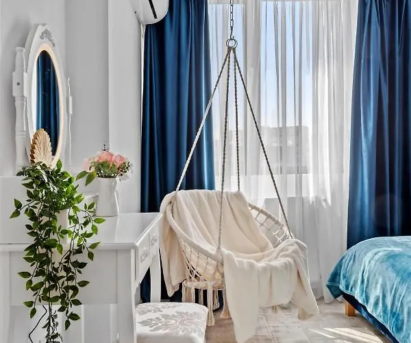 Old Town Hideaway - 5 Min Walk To Palace Of Parliament And Old - Neighborhood 부쿠레슈티