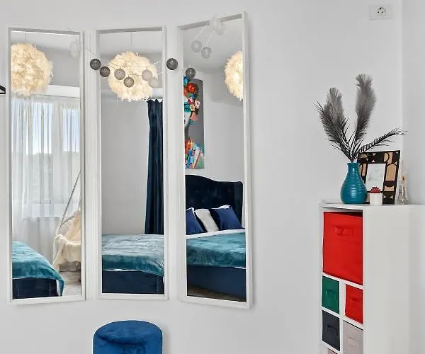 Old Town Hideaway - 5 Min Walk To Palace Of Parliament And Old - Neighborhood * Βουκουρέστι