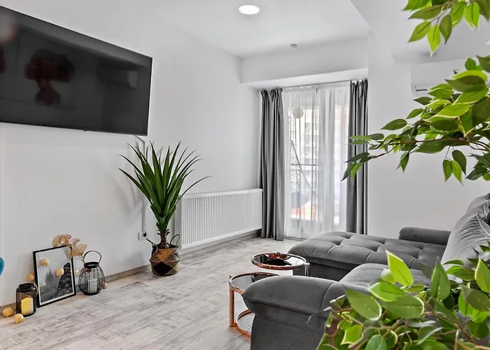 아파트 Old Town Hideaway - 5 Min Walk To Palace Of Parliament And Old - Neighborhood *