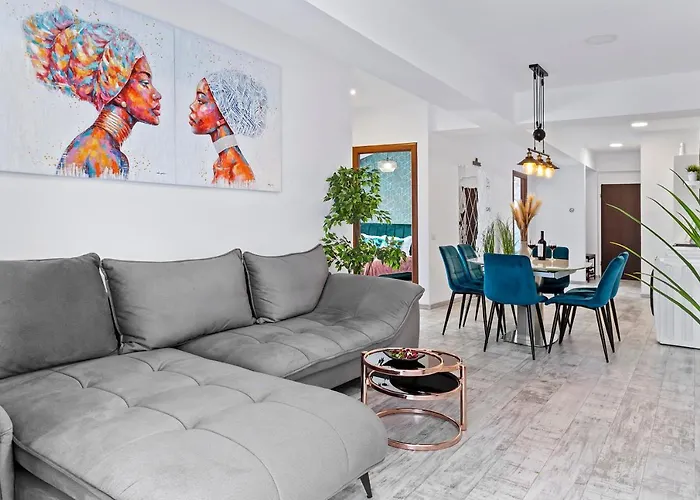 Apartament Old Town Hideaway - 5 Min Walk To Palace Of Parliament And Old - Neighborhood *